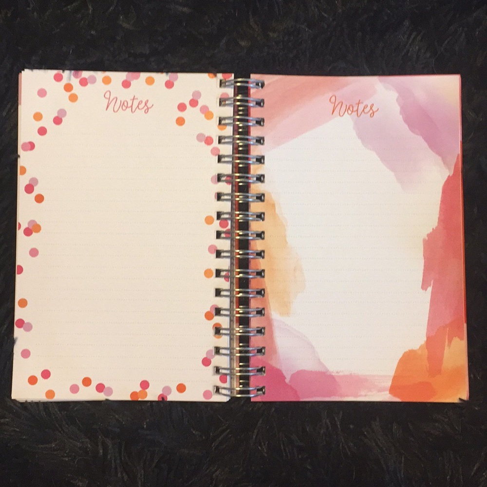 Mary Kay Planner - Picture 3 of 4